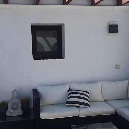 La Maestranza 28 *