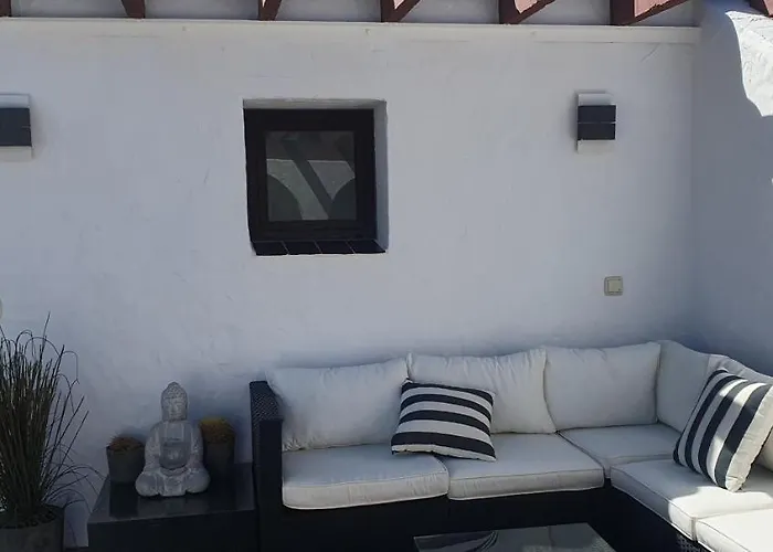La Maestranza 28 *